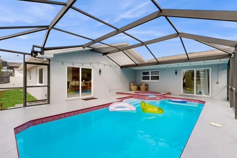 Coastal Breeze Cape House in Cape Coral