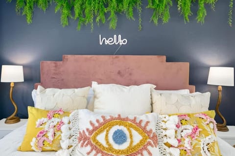 Moroccan Desert Oasis -Salt Pool - Spa - Games House in Bermuda Dunes