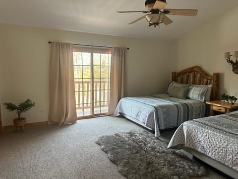 Your Starved Rock Gateway Awaits! House in Deer Park Township