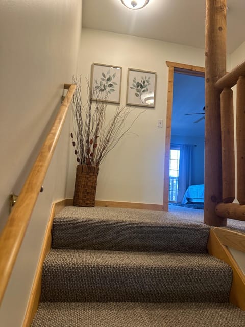 Your Starved Rock Gateway Awaits! House in Deer Park Township