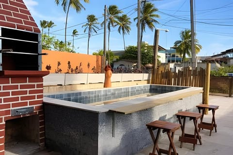 Shower, Street view, Swimming pool