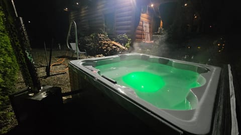 Night, Natural landscape, Hot Tub