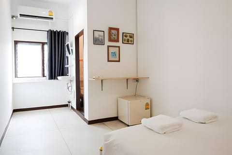 Bed, Photo of the whole room, Bedroom, towels, air conditioner