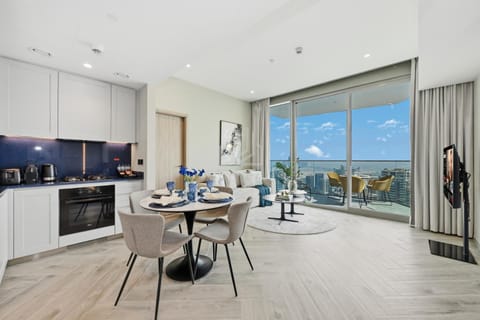Kitchen or kitchenette, Living room, Dining area