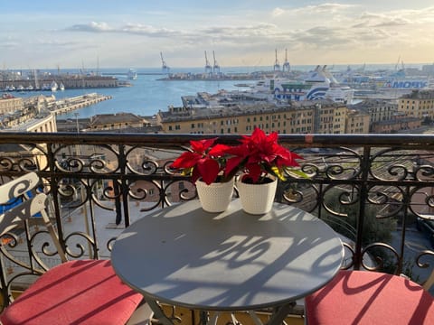 View (from property/room), Balcony/Terrace, Balcony/Terrace, City view