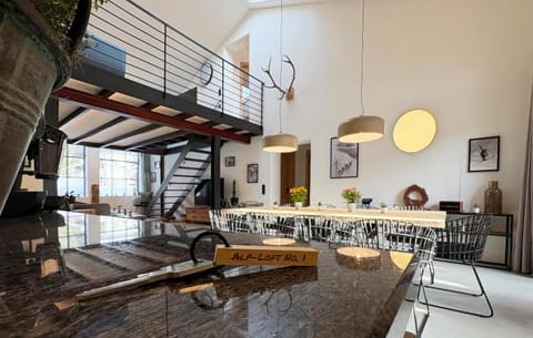 Living room, Dining area