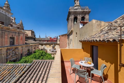 Balcony/Terrace, Landmark view