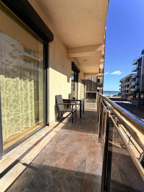 Balcony/Terrace, Balcony/Terrace, Beach, Sea view, Sea view, furniture, furniture