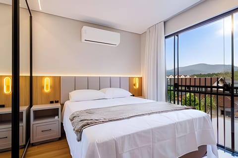 Bed, View (from property/room), Bedroom