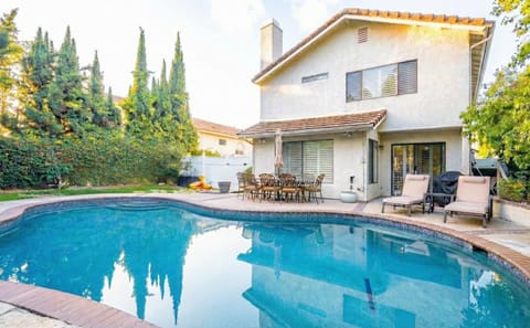 Property building, Pool view