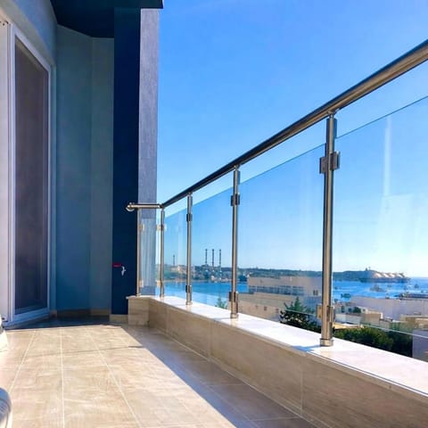 View (from property/room), Balcony/Terrace, Sea view