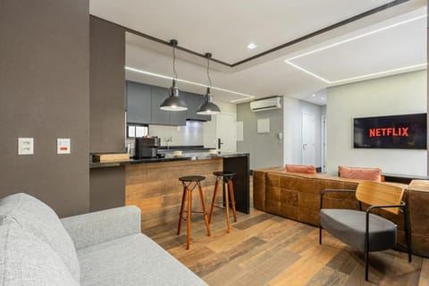 TV and multimedia, Kitchen or kitchenette, Living room, Seating area, Dining area, minibar