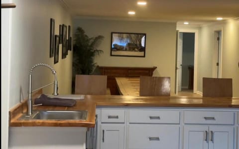 Slice of Petersburg House in Ohio