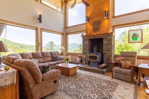 Living room, Seating area, Mountain view