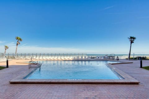 Oceanfront,Heated Pool, Tennis Courts, Balcony House in Edgewater