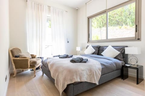 Luxury Two-Storey Villa with Pool & Rooftop Peaceful Setting Near Cannes Villa in Cannes