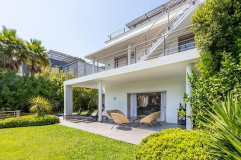 Luxury Two-Storey Villa with Pool & Rooftop Peaceful Setting Near Cannes Villa in Cannes