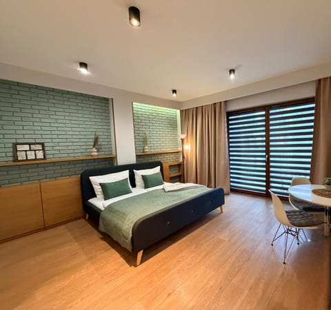 Bed, Living room, Photo of the whole room, Bedroom