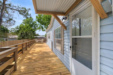 Magic On Magnolia (4/2.5) House in Laguna Beach