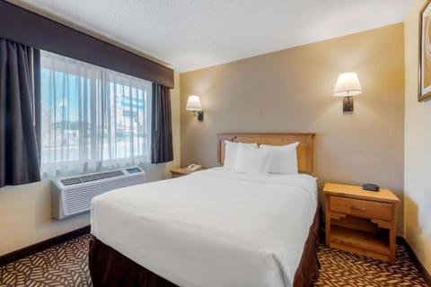 Turquoise Inn & Suites Hotel in Cortez