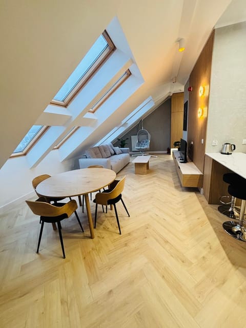 Living room, Photo of the whole room, Seating area