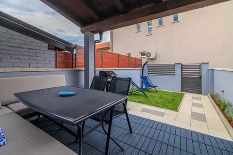 Summer, Balcony/Terrace