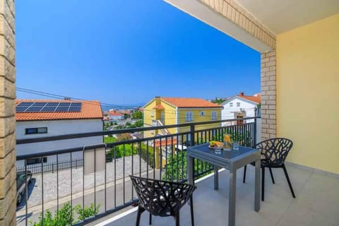 Summer, Balcony/Terrace