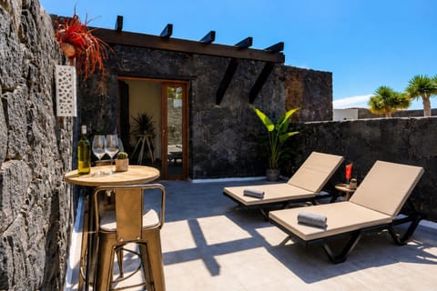 Patio, Off site, Solarium, Balcony/Terrace, Dining area, sunbed