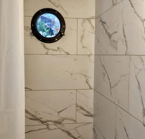 Luxury Three Ensuite Bedroom Paddlewheel Riverboat Lake Marion Docked boat in Lake Marion