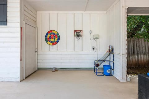 Modern OKC Retreat Half Mile to Plaza District House in Oklahoma City