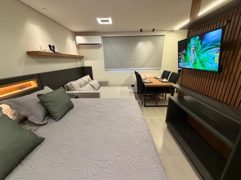 Communal lounge/ TV room, Bed, TV and multimedia, Living room, Photo of the whole room, air conditioner