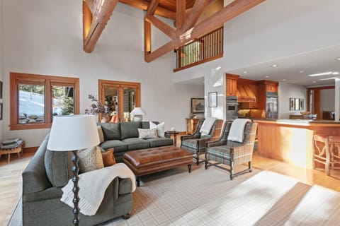 Luxury 5BR Deer Valley Mountain Lodge home House in Deer Valley