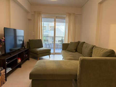 Living room, pet friendly