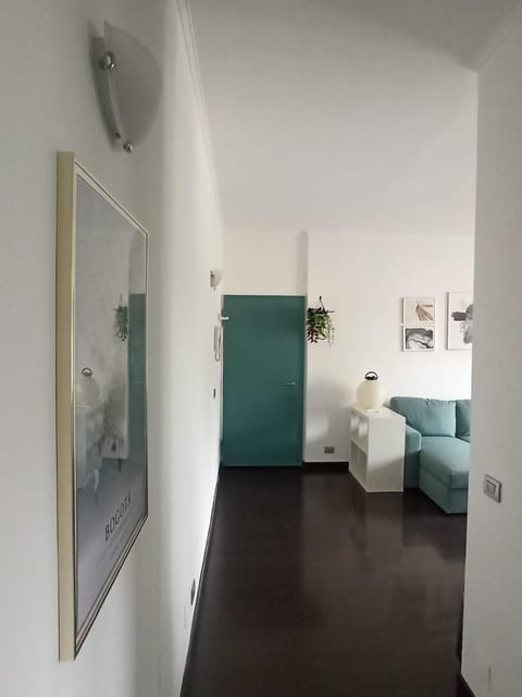 CURIUS, 15 min from the Duomo, Navigli Apartment in Milan