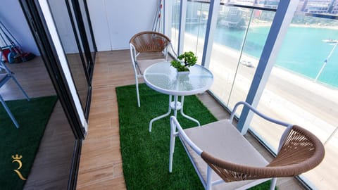 Balcony/Terrace, Balcony/Terrace