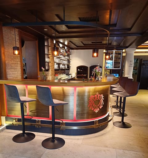 Lounge or bar, Lounge or bar, Food and drinks