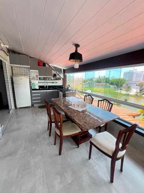 Dining area, oven, stove