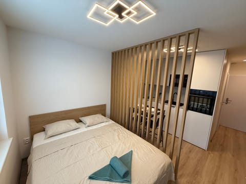 Kitchen or kitchenette, Photo of the whole room, towels, wardrobe