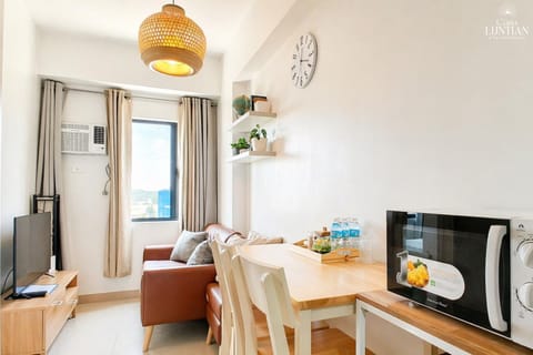 TV and multimedia, Living room, Dining area, microwave, air conditioner