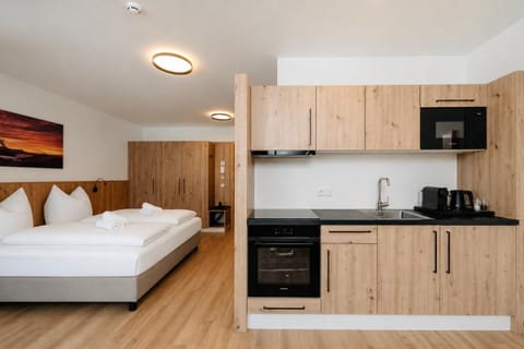 Living room, Photo of the whole room, Bedroom