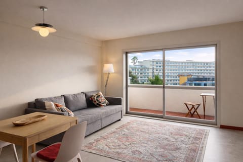 Balcony/Terrace, Living room
