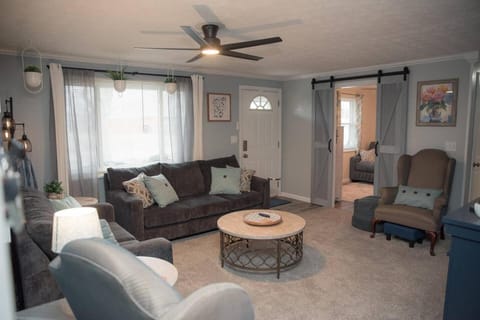 Huber Heights Home w/Hot Tub near Rose Music/WPAFB House in Dayton