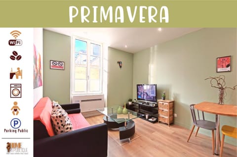 Communal lounge/ TV room, Property logo or sign, TV and multimedia, Living room, Logo/Certificate/Sign, Text overlay