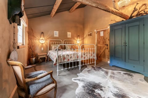 Bed, Bedroom, wardrobe