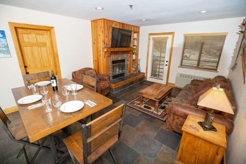 The Meadows - 2 Bdrm Family Condo in Kirkwood House in Kirkwood