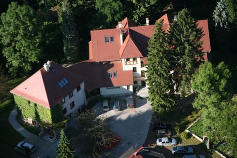 Property building, Bird's eye view