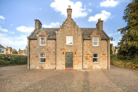 Burnside, Dornoch House in Scotland