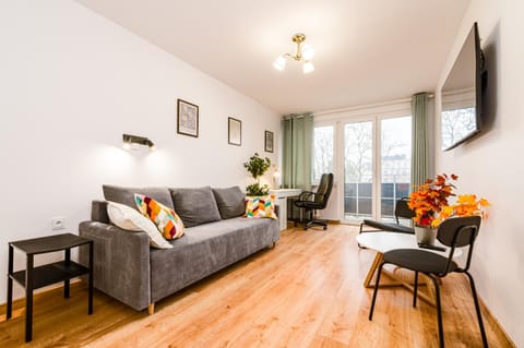 TV and multimedia, Living room, Dining area