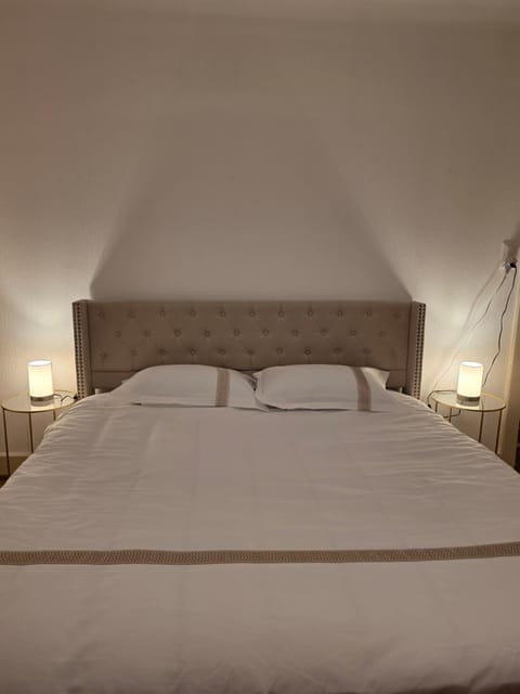 Elegant Room near Lake Montreux Vacation rental in Montreux