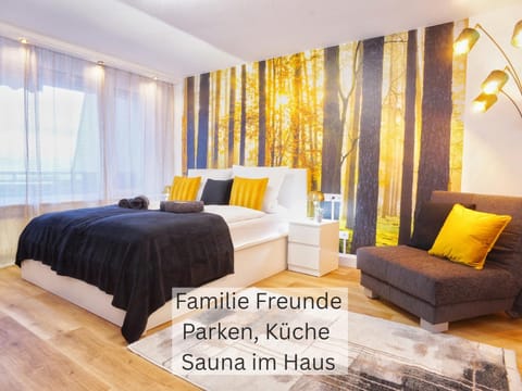 Bed, Living room, Photo of the whole room, Seating area, Bedroom